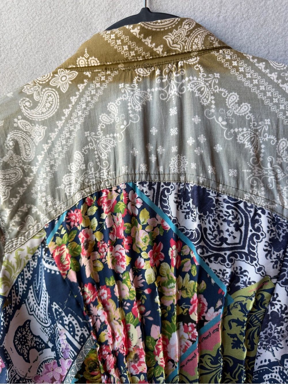 Aratta Silent Journey Floral Embroidered Boho Patchwork Paisley Button Up Top XS - Picture 8 of 11
